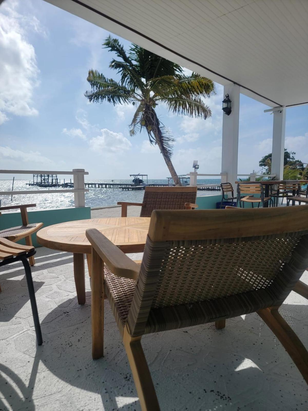 Island Magic Villas Caye Caulker Exteriör bild